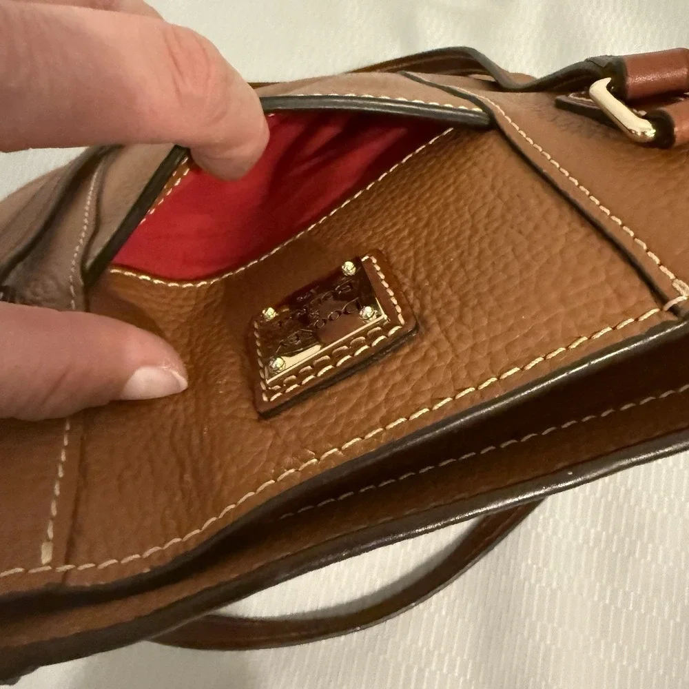 Dooney and Bourke Satchel Tan Pebbled Leather  Shoulder Bag Handbag Size Medium